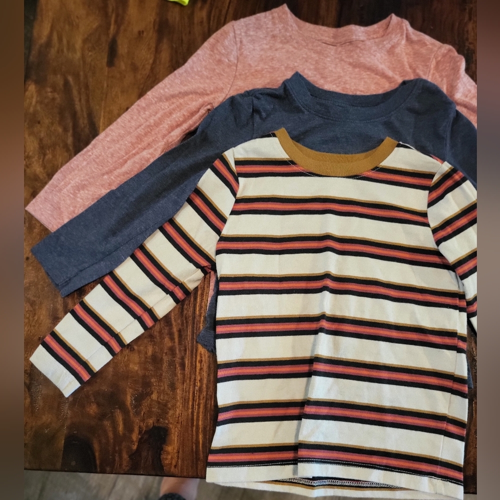 A BUNDLE OF 3 Long Sleeve Tees SZ 4 EXCELLENT CONDITION